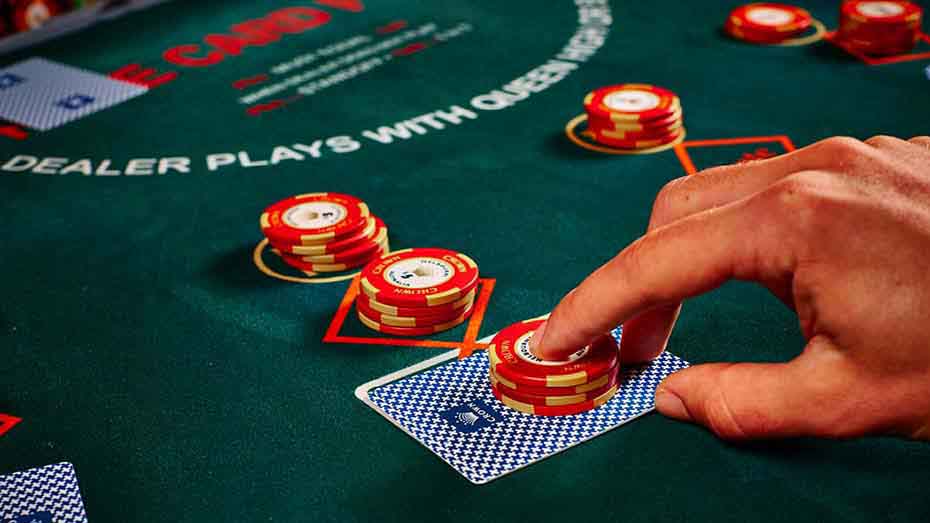 What is Online Live Poker